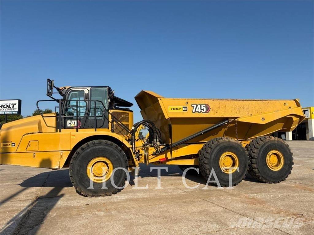 CAT 745 Transportoare articulate