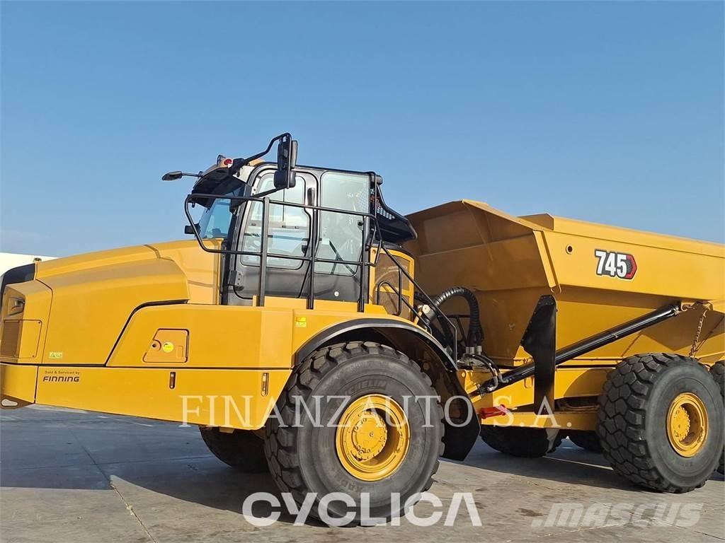 CAT 745 Transportoare articulate