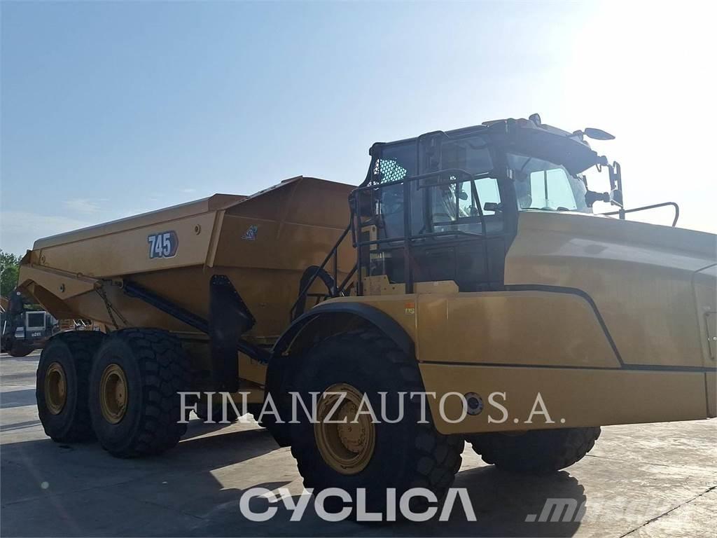 CAT 745 Transportoare articulate