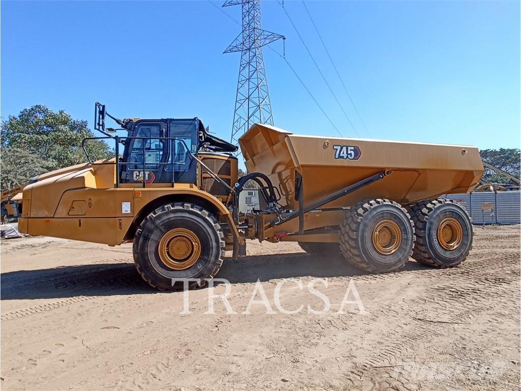 CAT 745 Transportoare articulate