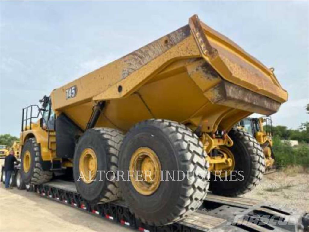 CAT 745 Transportoare articulate