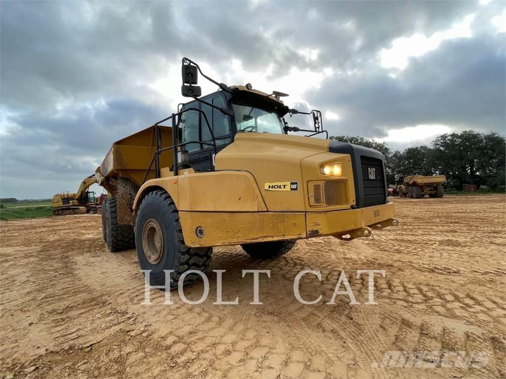 CAT 745-04 Transportoare articulate