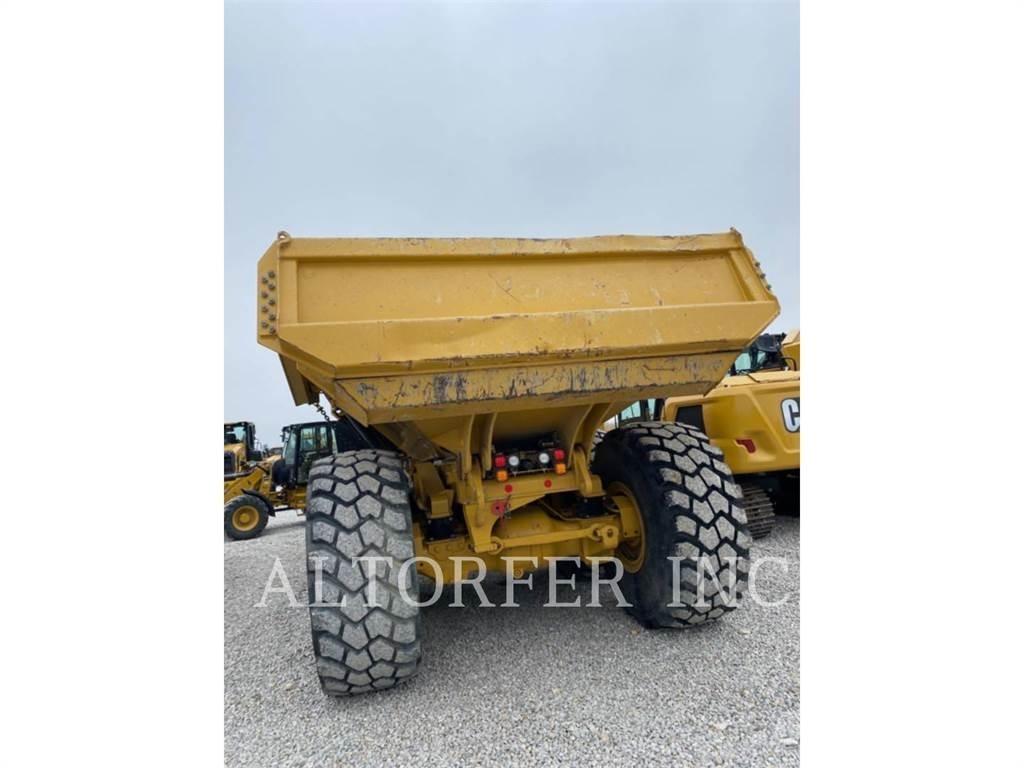 CAT 745-04 Transportoare articulate