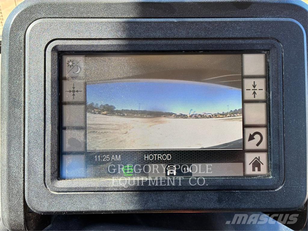 CAT 745-04 Transportoare articulate