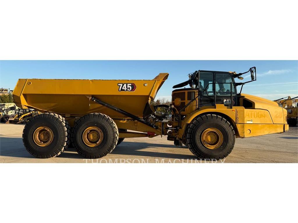 CAT 745-04 Transportoare articulate