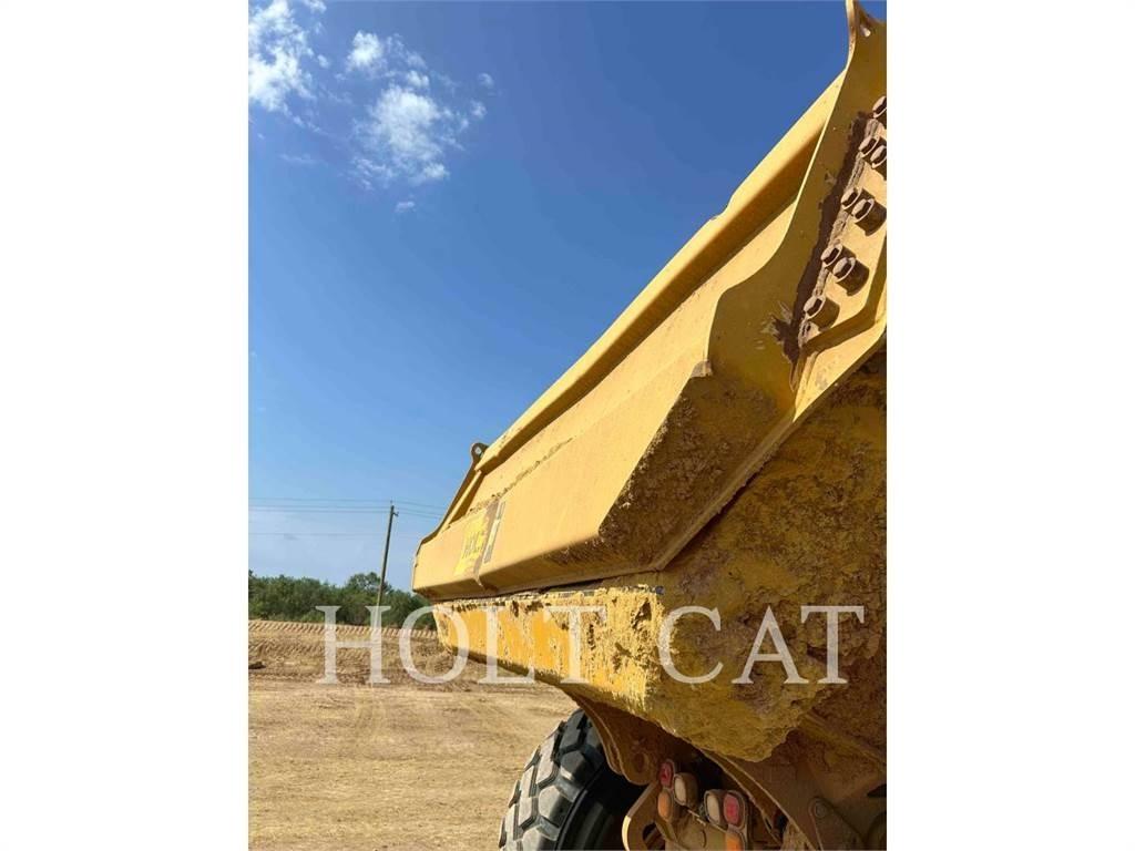CAT 74504 Transportoare articulate