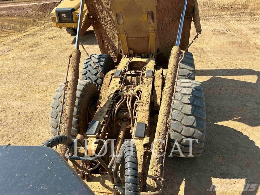 CAT 74504 Transportoare articulate