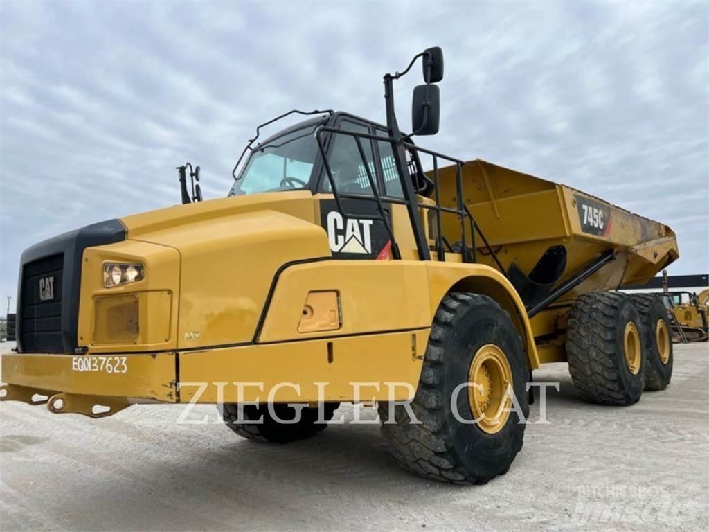 CAT 745C Transportoare articulate