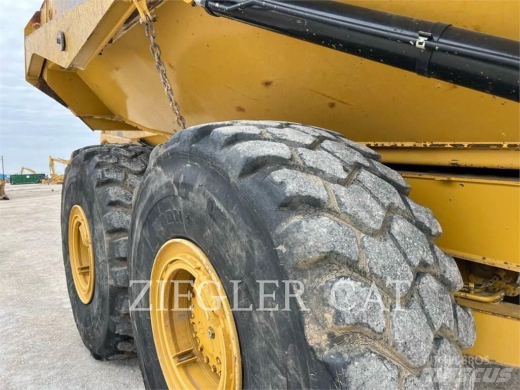 CAT 745C Transportoare articulate