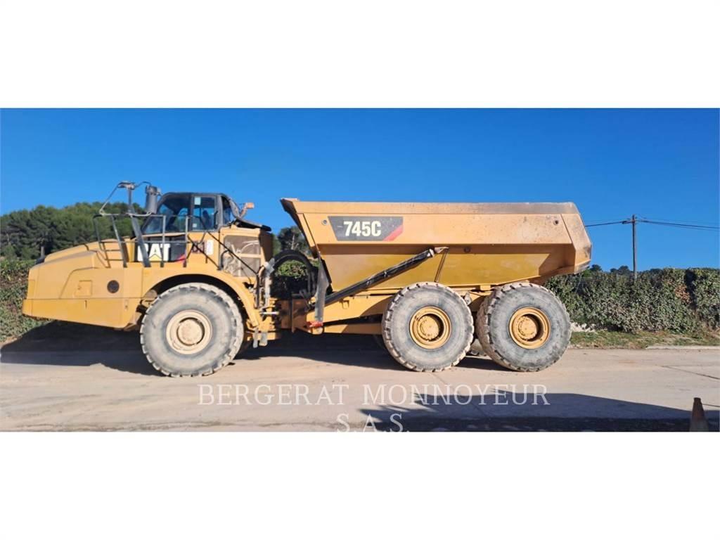 CAT 745C Transportoare articulate