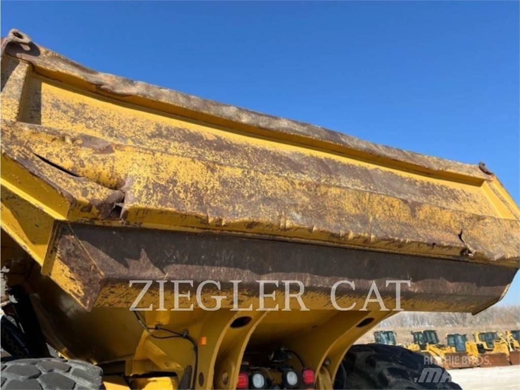 CAT 745C Transportoare articulate