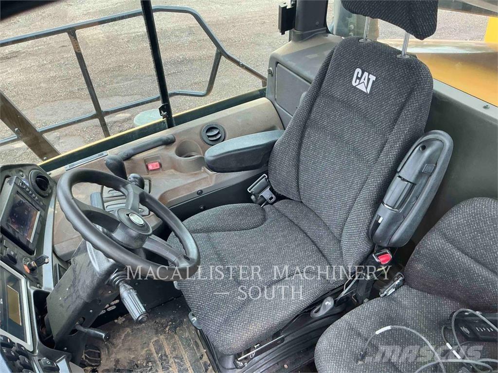 CAT 745C Transportoare articulate