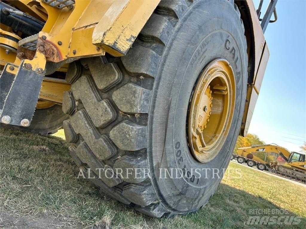 CAT 745C Transportoare articulate