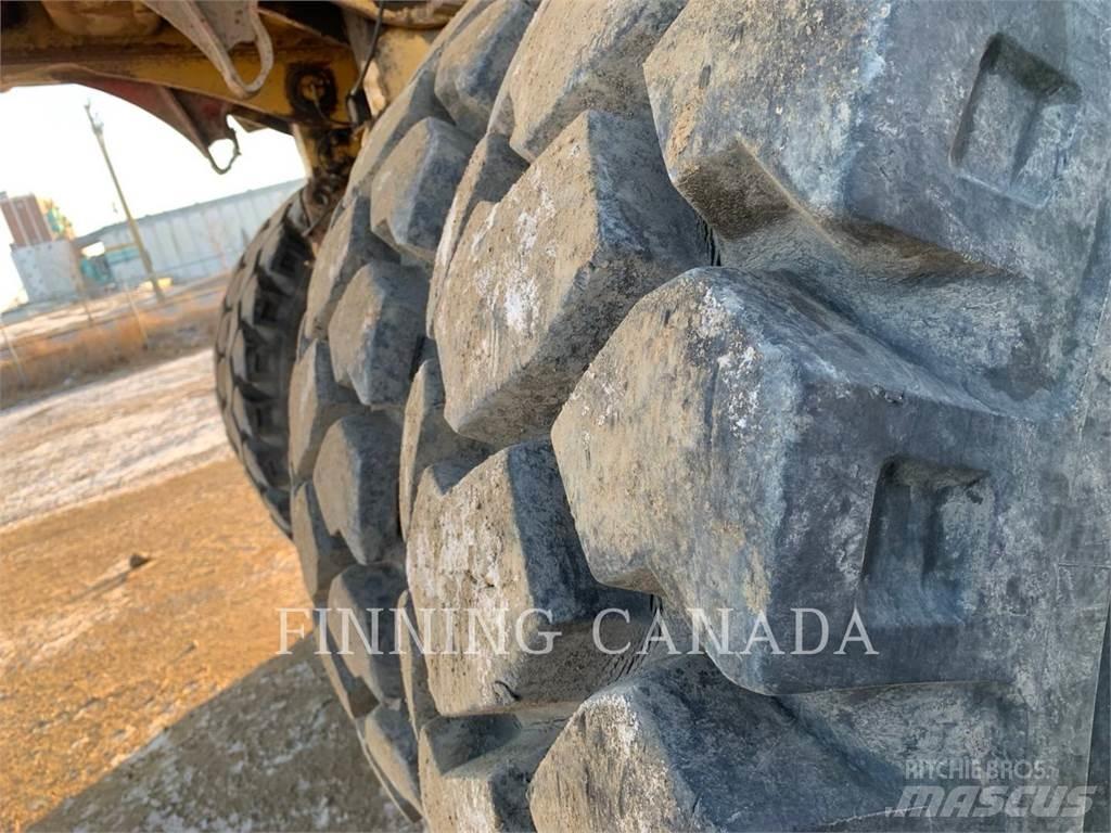 CAT 772 Transportoare articulate