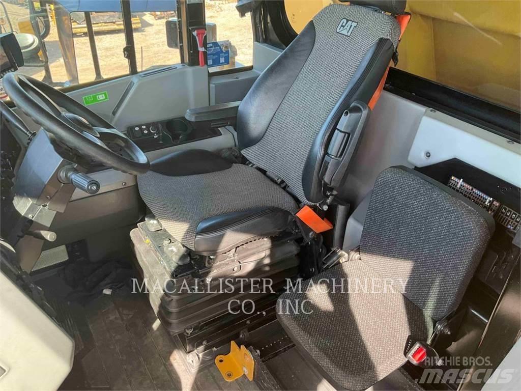 CAT 772G Transportoare articulate