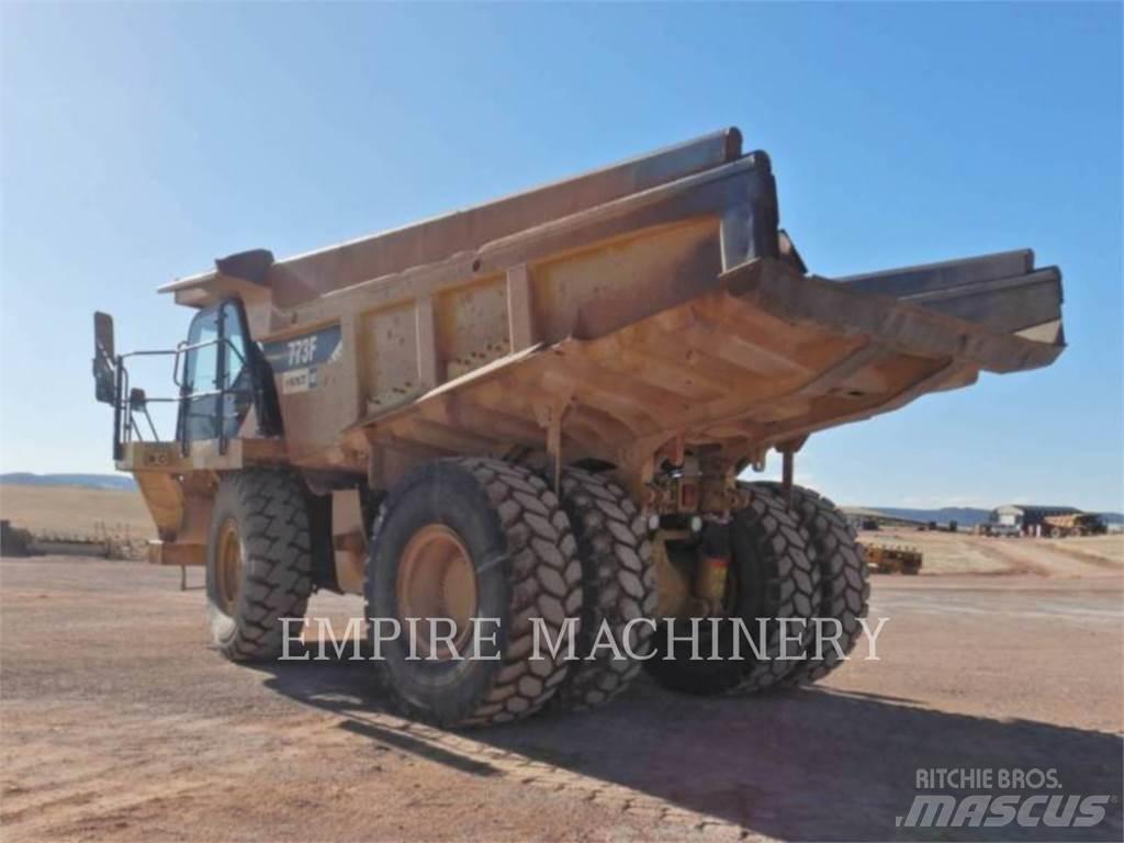 CAT 773F Transportoare articulate