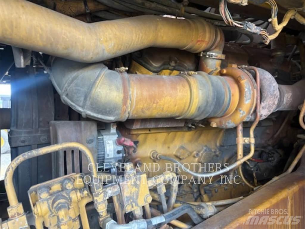 CAT 775F Cisterne