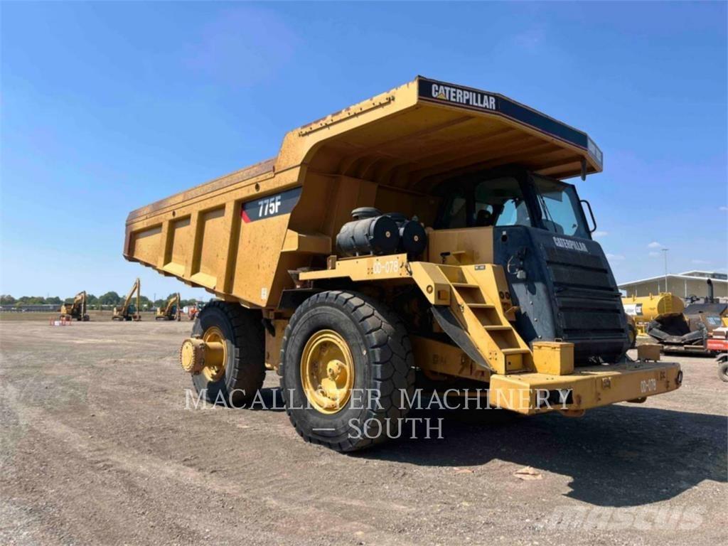 CAT 775F Transportoare articulate