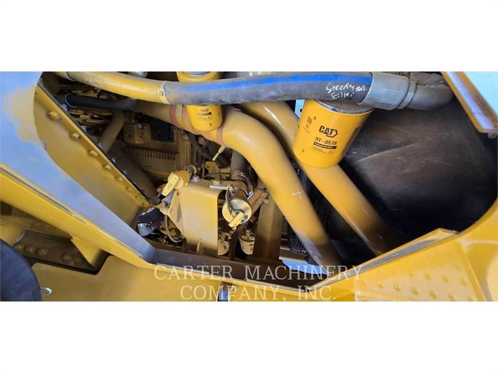 CAT 775F RBLD Transportoare articulate