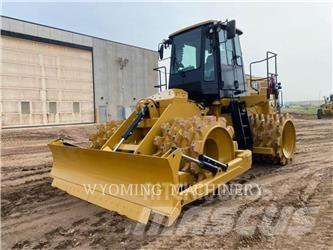 CAT 815 Compactoare sol