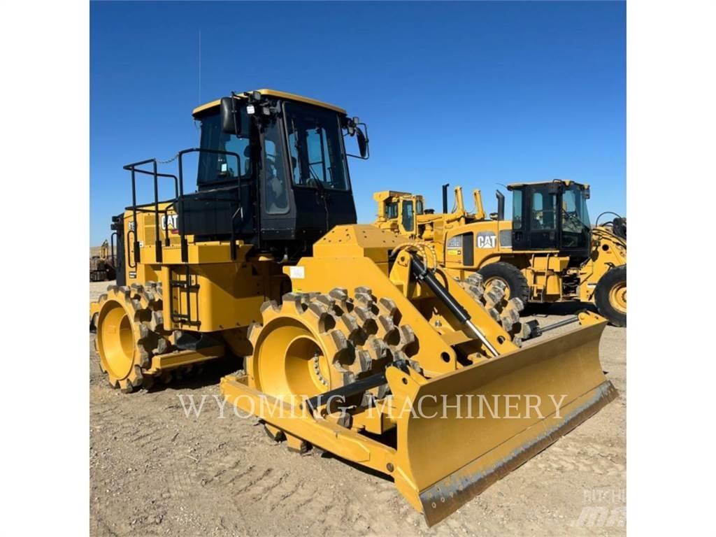 CAT 815 Compactoare sol