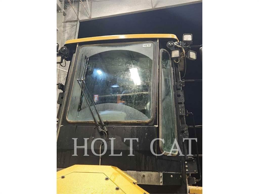 CAT 815 Compactoare sol