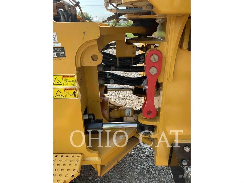 CAT 815 Compactoare sol