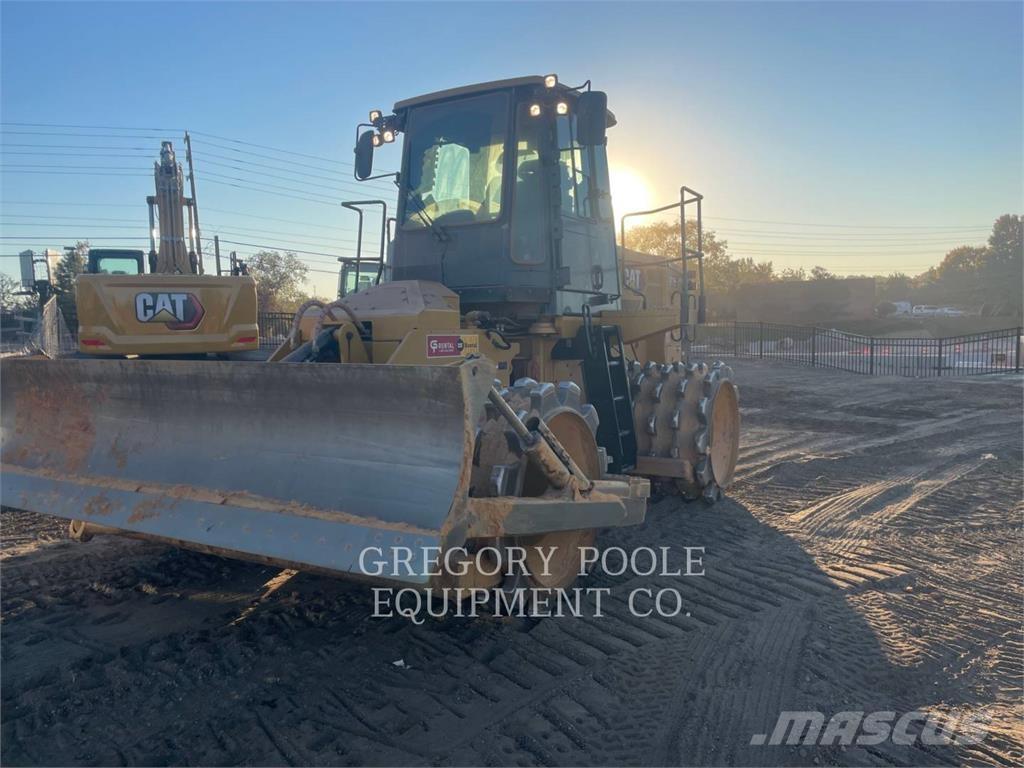 CAT 815-11 Compactoare sol