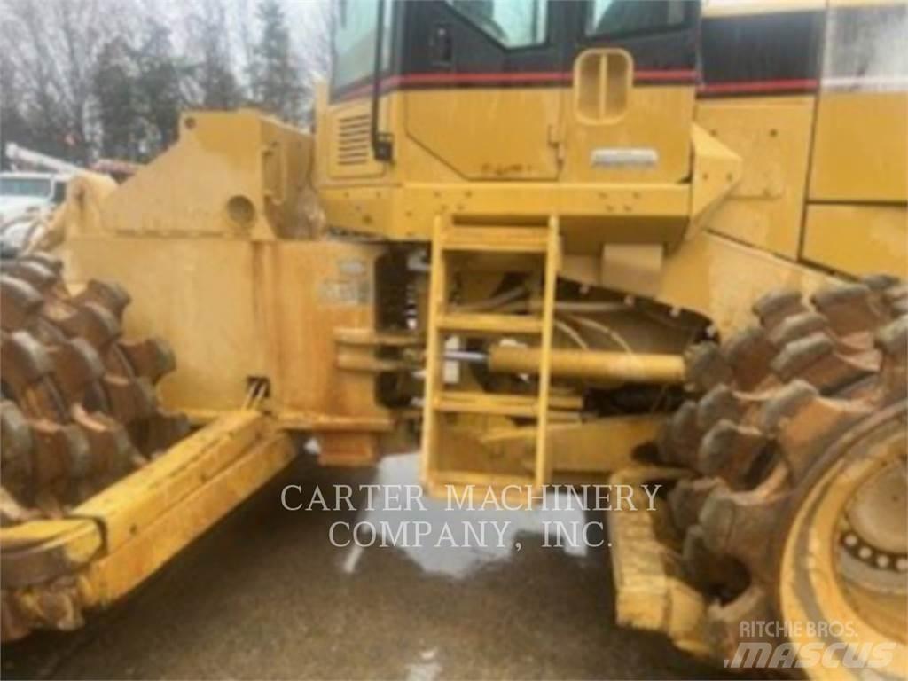 CAT 815F buldozere pe roti