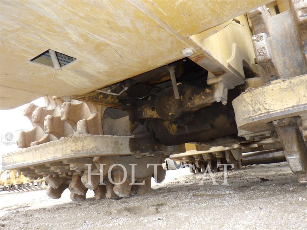 CAT 815FII Compactoare sol