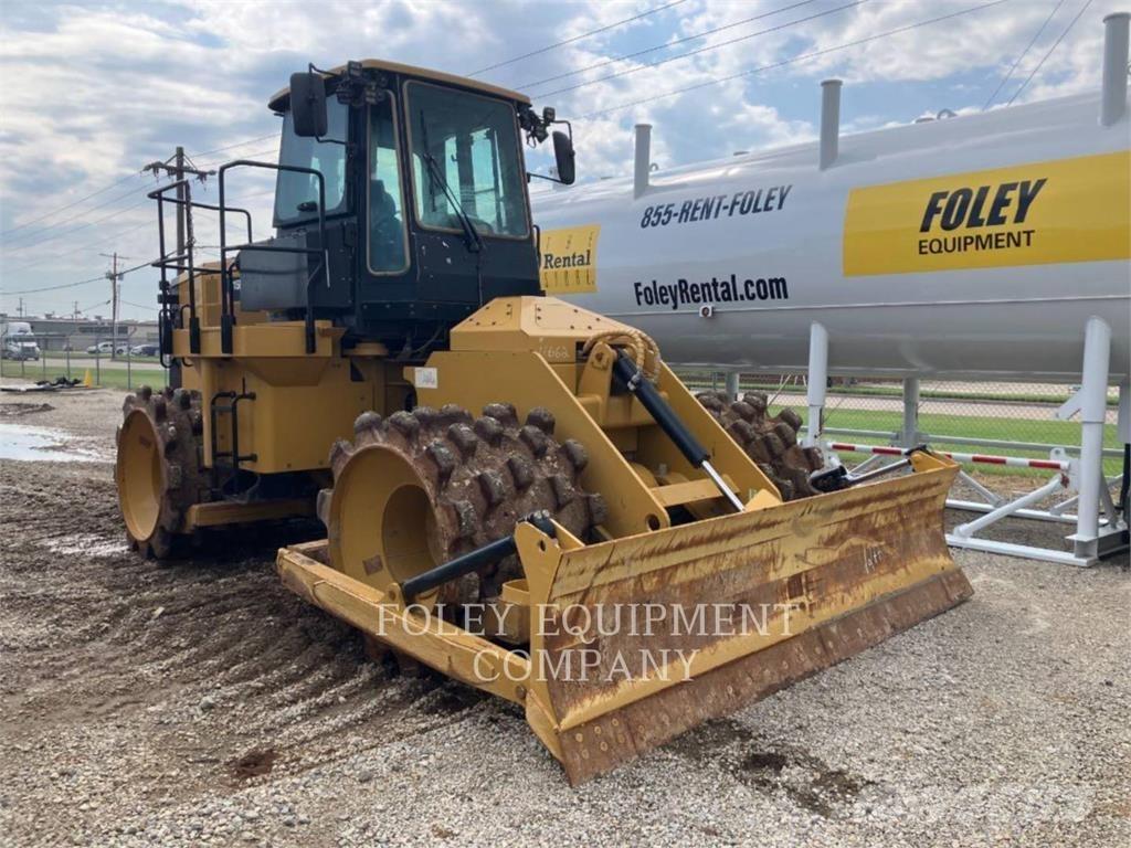 CAT 815K Compactoare sol