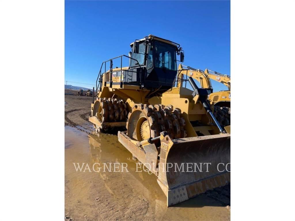CAT 825K Incarcator pe pneuri