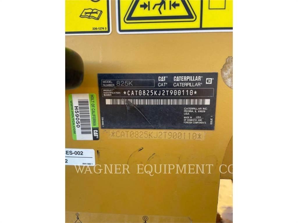 CAT 825K Incarcator pe pneuri