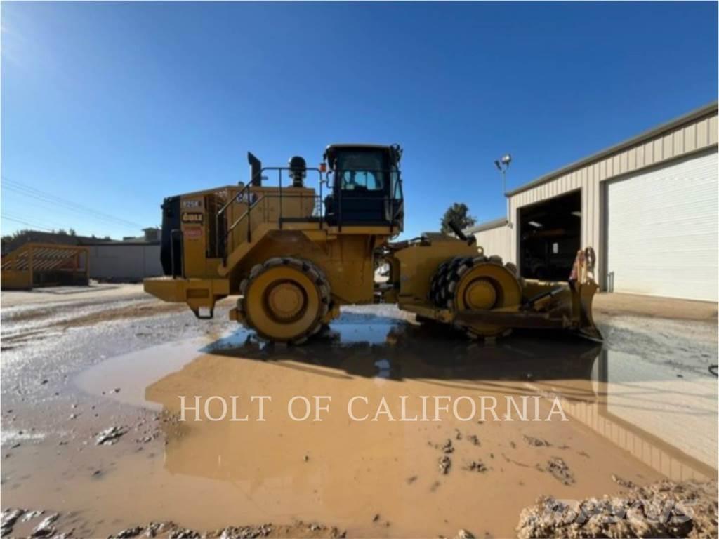 CAT 825K Compactoare sol