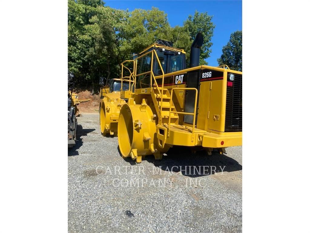 CAT 826G Compactoare sol