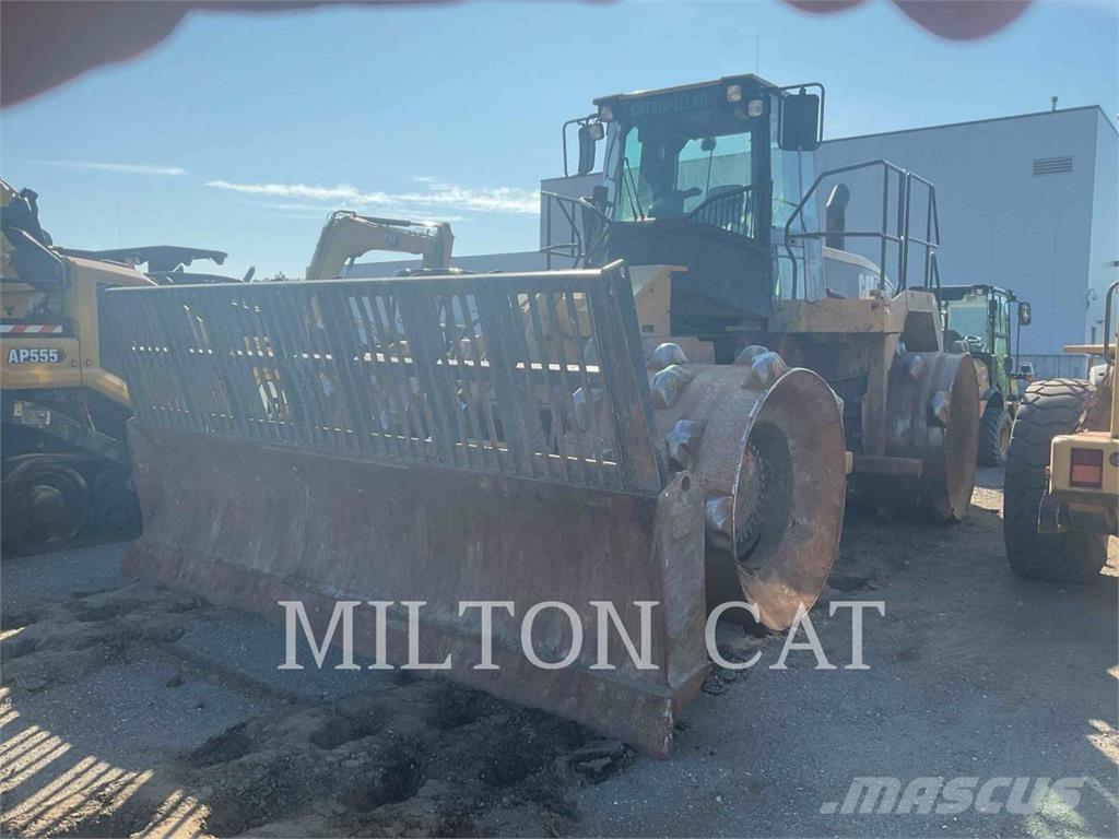 CAT 826G Compactoare sol