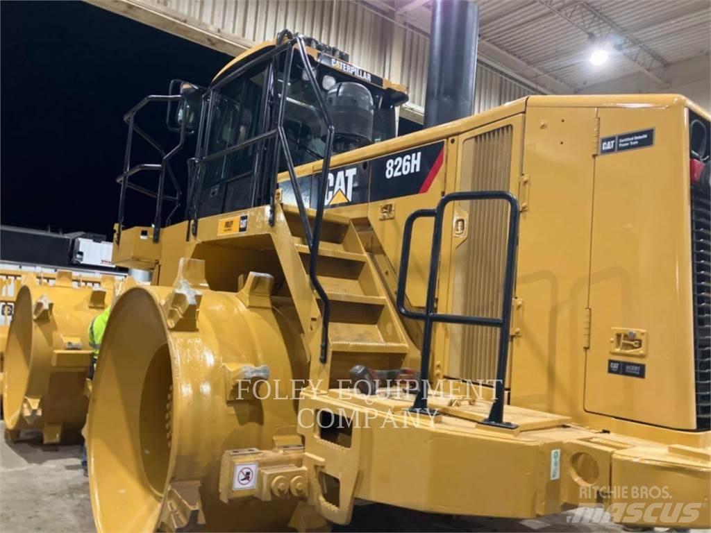 CAT 826H Compactoare sol
