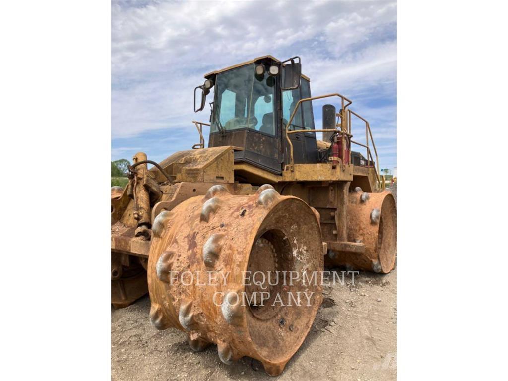 CAT 826H Compactoare sol
