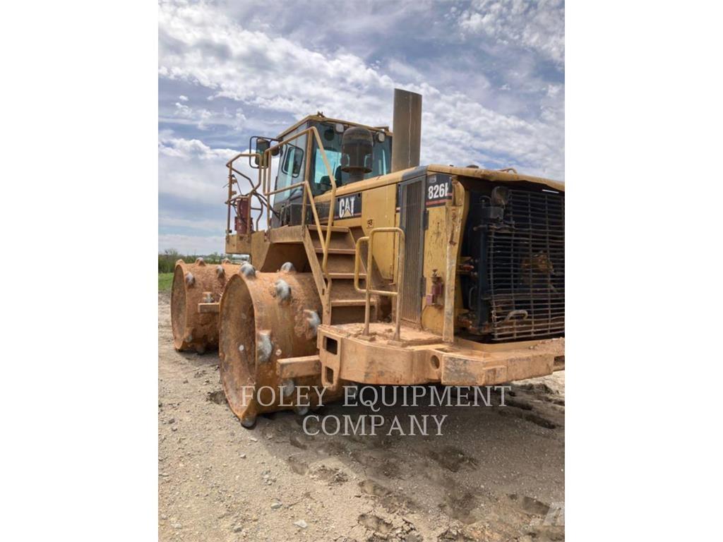 CAT 826H Compactoare sol