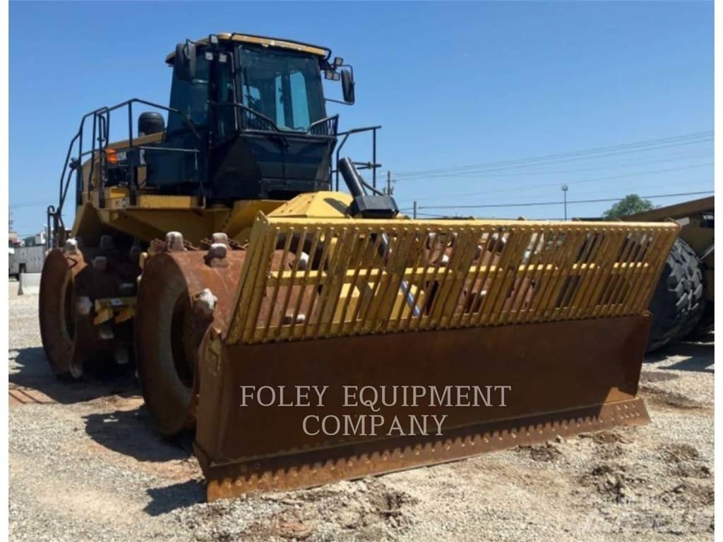 CAT 826K Compactoare sol