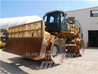 CAT 826K Compactoare sol