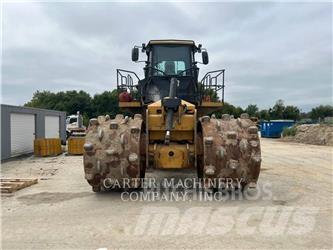 CAT 826K Compactoare sol