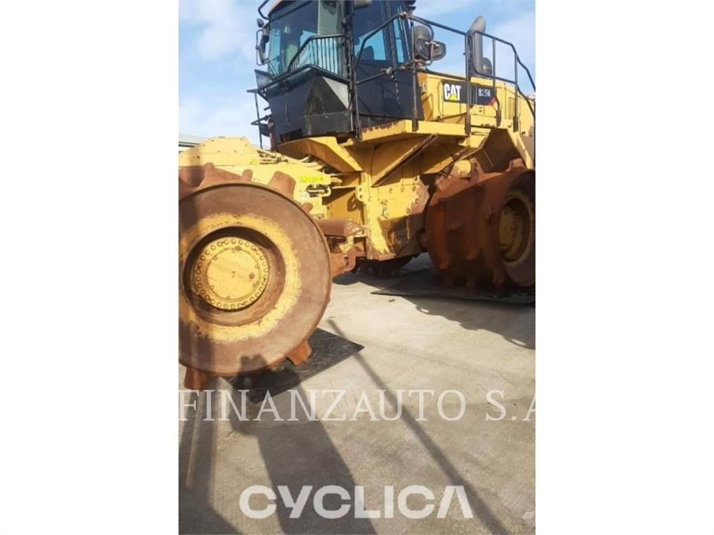 CAT 826K Compactoare sol