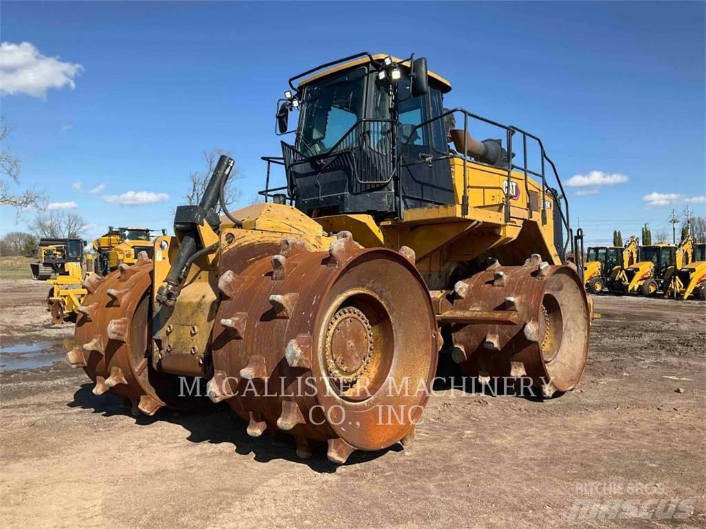 CAT 826K Compactoare sol