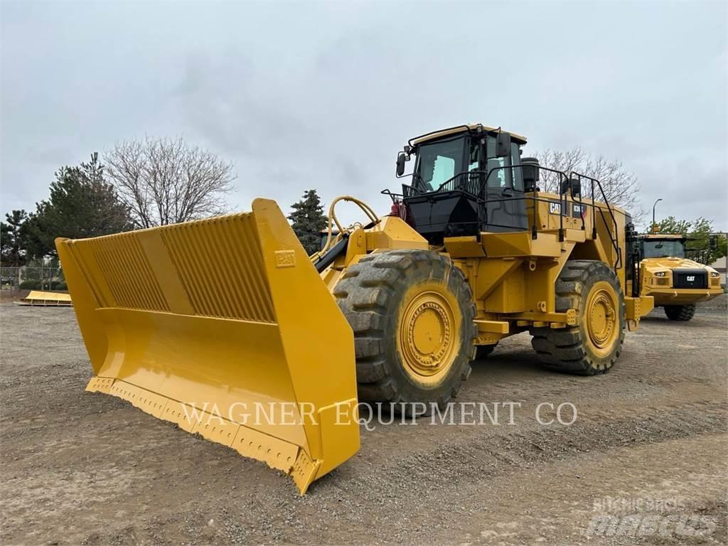 CAT 836K Incarcator pe pneuri