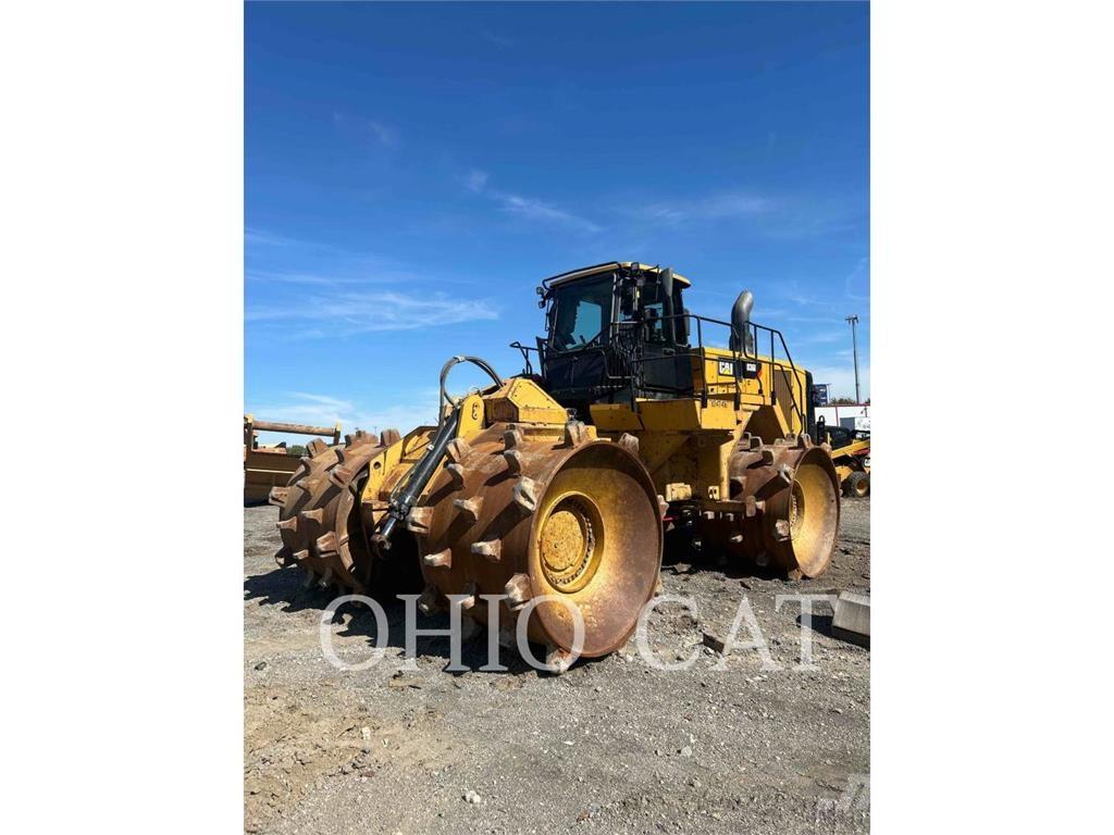 CAT 836K buldozere pe roti