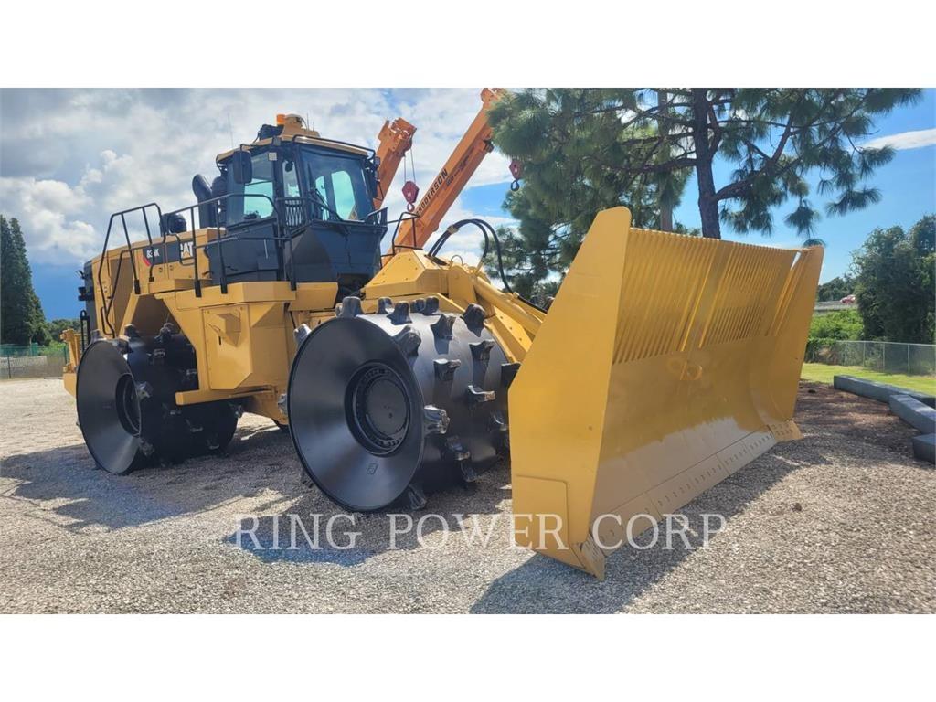 CAT 836K Compactoare sol