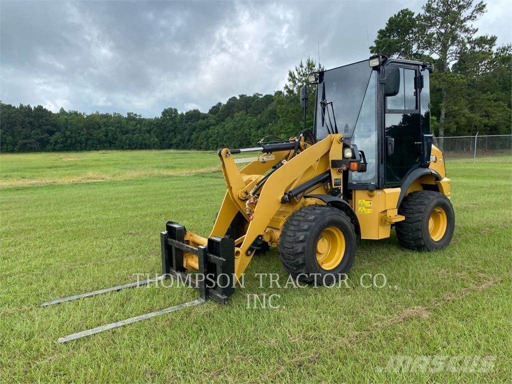 CAT 903 D Incarcator pe pneuri