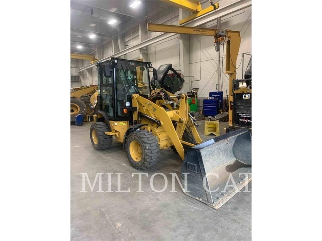 CAT 903D Incarcator pe pneuri