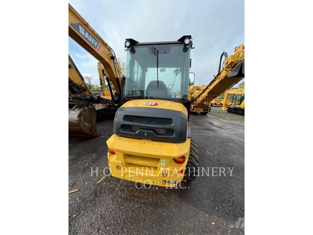 CAT 903D Incarcator pe pneuri